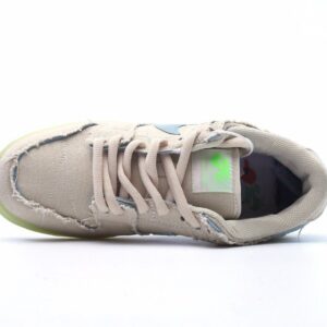 【AT2699】Nike SB Dunk Low "Mummy" 全く新しいNike SB Dunk Low Pro "Mummy"シューズは、耐久性のある厚手の麻布素材を使用しています。