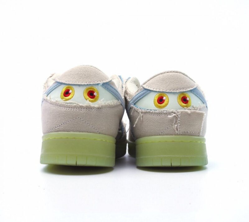 【AT2699】Nike SB Dunk Low "Mummy" 全く新しいNike SB Dunk Low Pro "Mummy"シューズは、耐久性のある厚手の麻布素材を使用しています。