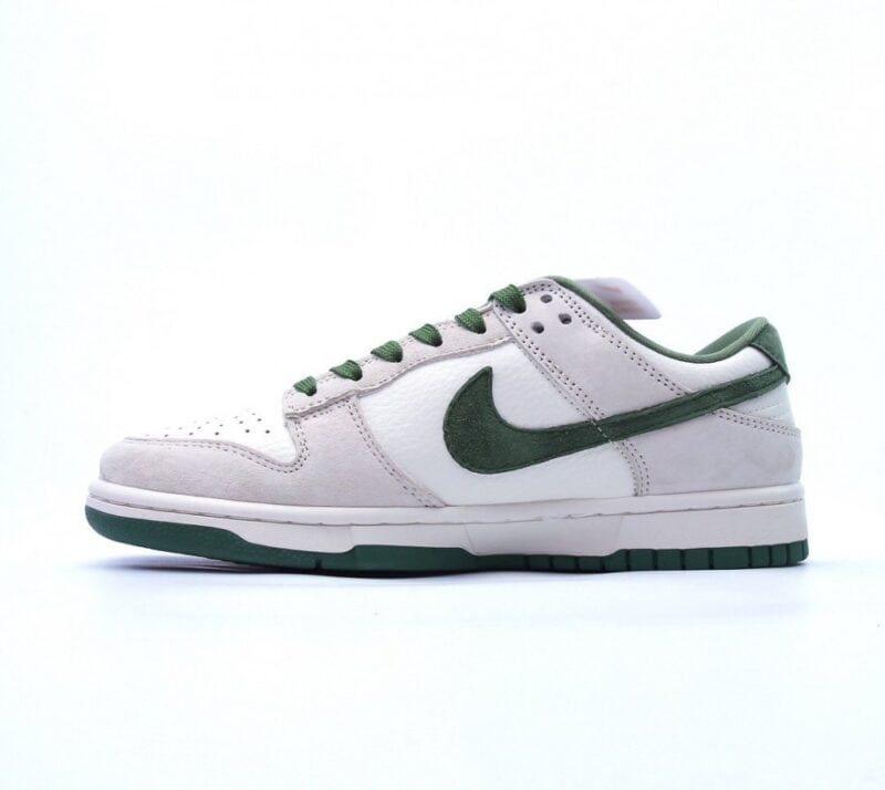 【AT2717】Stussy x Nike Dunk Low は、伝統的な産業的な流れ作業ラインのデザインの制約を打破し、Made by ideasのスーパークリエイティブなコンセプトを掲げ、多くのストリートファッションデザイナーが集結し、最も注目されているトレンドと組み合わせ、ストリートファッション愛好家のためにチャーミングな個性を演出した専用のトレンド製品を作り上げました。
