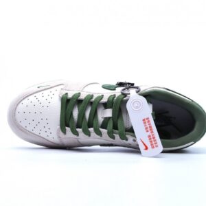 【AT2717】Stussy x Nike Dunk Low は、伝統的な産業的な流れ作業ラインのデザインの制約を打破し、Made by ideasのスーパークリエイティブなコンセプトを掲げ、多くのストリートファッションデザイナーが集結し、最も注目されているトレンドと組み合わせ、ストリートファッション愛好家のためにチャーミングな個性を演出した専用のトレンド製品を作り上げました。