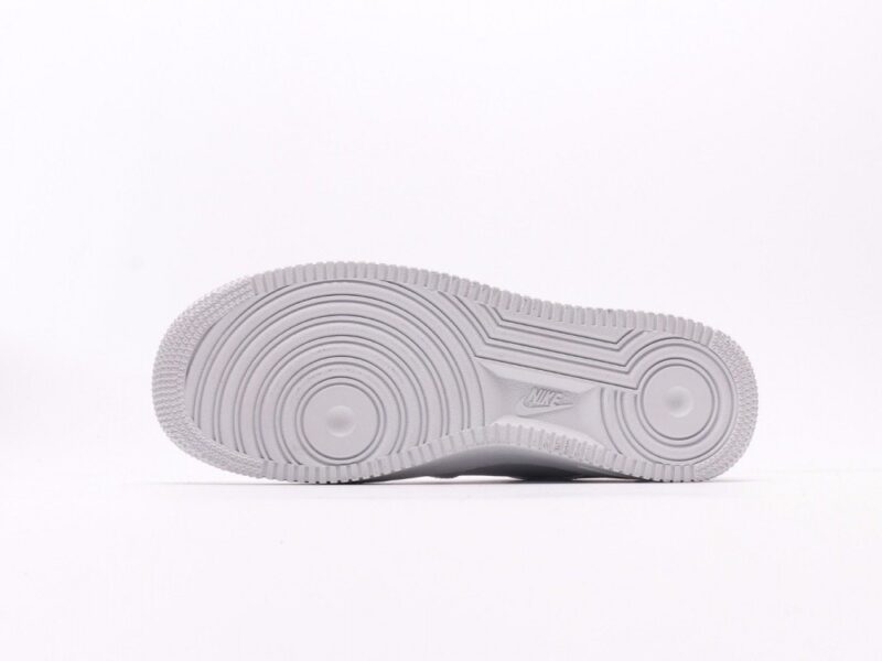 【AT2730】Nike AIR FORCE 1‘07エアフォース1ローカットトレンディなカジュアルスポーツシューズ