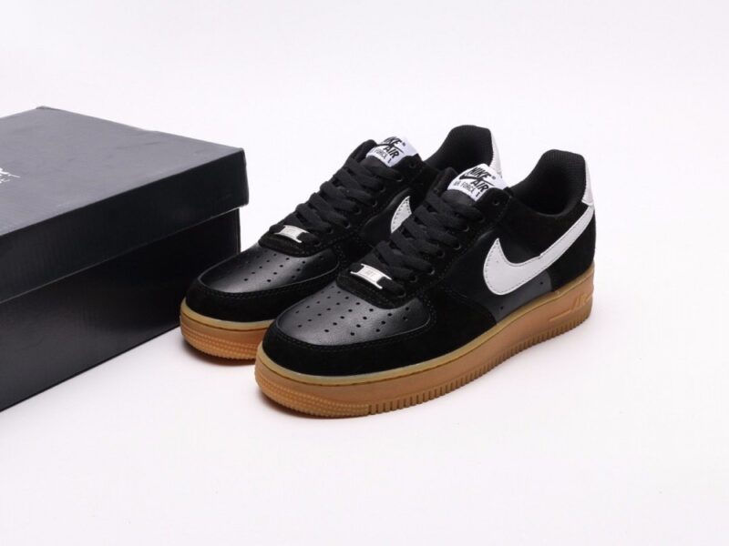 【AT2731】Nike AIR FORCE 1‘07 エアフォース1‘07ロープロカジュアルスニーカー