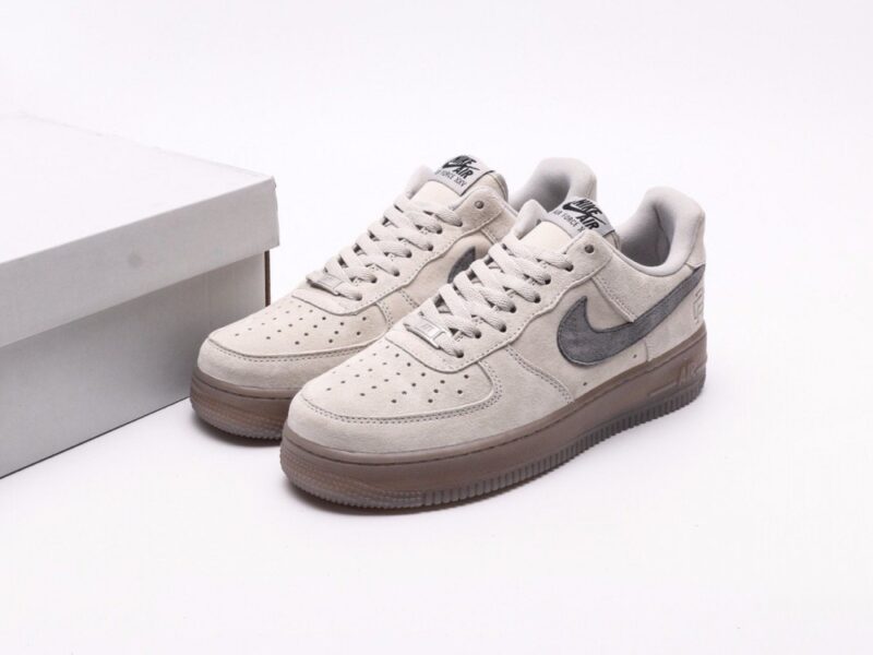 【AT2733】Nike AIR FORCE 1‘07 エアフォース1ローカットユニセックスカジュアルスポーツシューズ