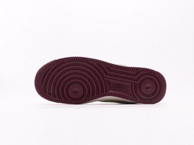 【AT2738】Nike AIR FORCE 1‘07 エアフォース1’07ローバージョンユニセックスカジュアルスニーカー