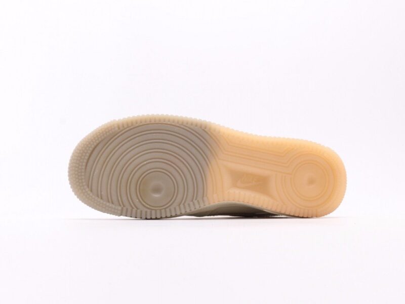 【AT2756】Nike Air Force 1 '07 Low 空軍1号エアクッション ローカットベーシックな厚底スポーツシューズ