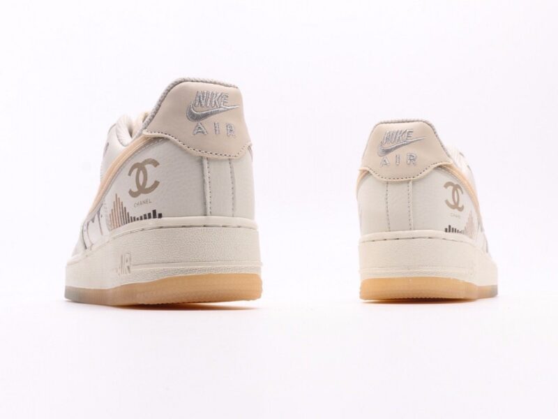 【AT2756】Nike Air Force 1 '07 Low 空軍1号エアクッション ローカットベーシックな厚底スポーツシューズ