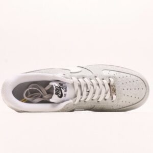 【AT2761】Nike Air Force 1 ’07 エアフォース1ローカット、万能な厚底ハイカット休暇スポーツシューズ