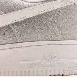 【AT2761】Nike Air Force 1 ’07 エアフォース1ローカット、万能な厚底ハイカット休暇スポーツシューズ