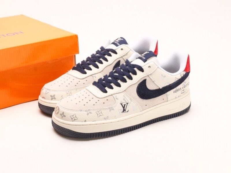 【AT2762】Nike Air Force 1 Low 07 x Louis Vuitton ナイキ エア フォース 1 ロー 07 x ルイ・ヴィトン ホワイト ブルー レッド プリント エア フォース 1 ロー ユニバーサル カジュアル スポーツ スニーカー