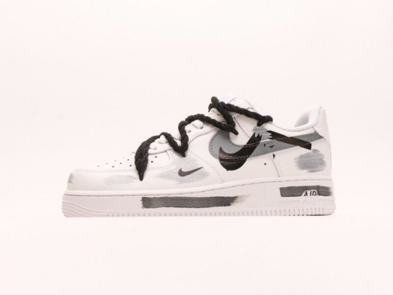 【AT2763】Nike Air Force 1 ’07 エアフォース1低バージョンユニバーサルブラークバスケットボールシューズ