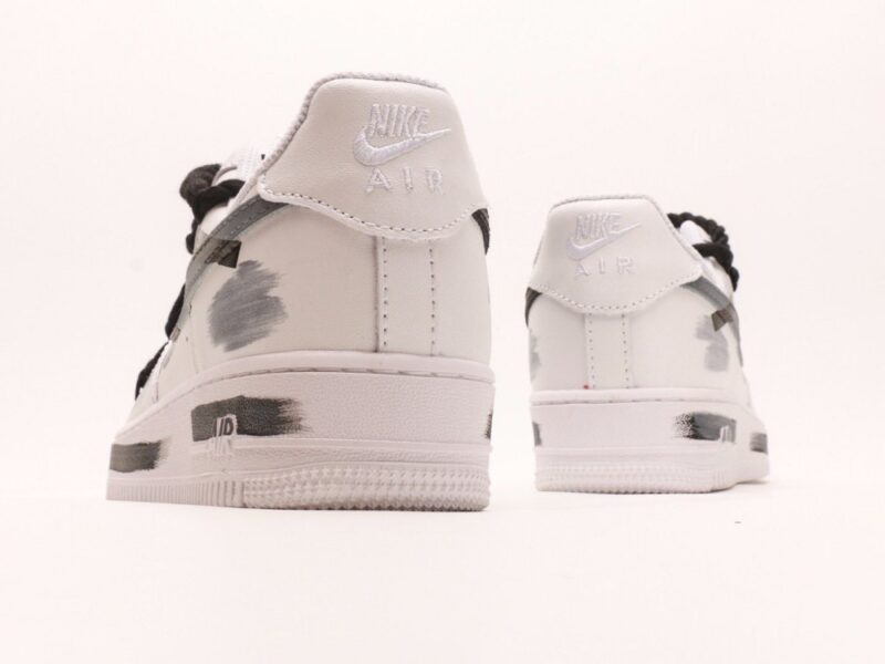 【AT2763】Nike Air Force 1 ’07 エアフォース1低バージョンユニバーサルブラークバスケットボールシューズ