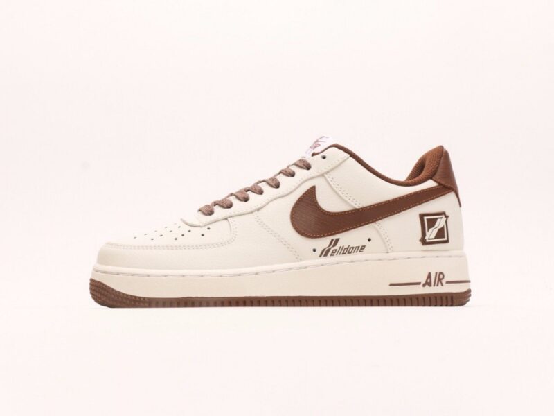 【AT2764】Nike Air Force 1 Low エアフォース1ロー ユーバーフェッチュア レジャー スポーツ シューズ