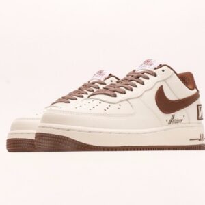 【AT2764】Nike Air Force 1 Low エアフォース1ロー ユーバーフェッチュア レジャー スポーツ シューズ