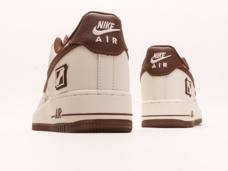 【AT2764】Nike Air Force 1 Low エアフォース1ロー ユーバーフェッチュア レジャー スポーツ シューズ