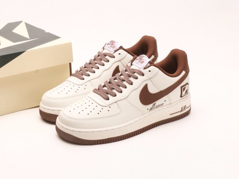 【AT2764】Nike Air Force 1 Low エアフォース1ロー ユーバーフェッチュア レジャー スポーツ シューズ