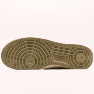 【AT2765】Nike x Stussy Nike Air Force 1 Lowは、万能でカジュアルなスポーツシューズです。