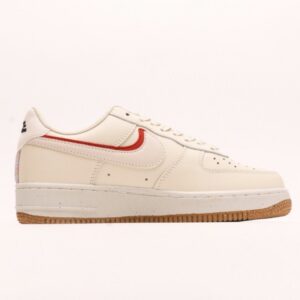 【AT2767】Nike WMNS AIR FORCE 1'07 LX エアフォース1ローカットモデル 1 オールスター カジュアルスポーツシューズ