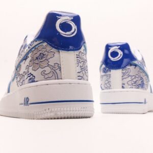【AT2769】Nike Air Force 1´07 Low ナイキ エア フォース 1´07 ロー 多様なスポーツ用の快適なソールと優れたミッドソールデザイン