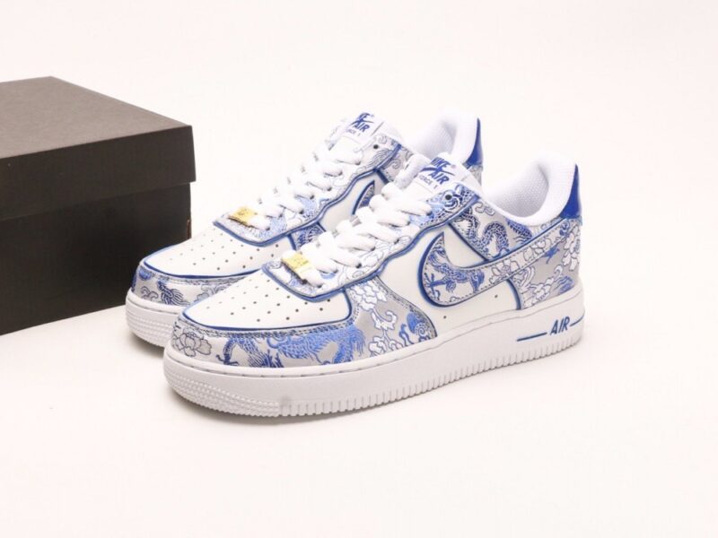 【AT2769】Nike Air Force 1´07 Low ナイキ エア フォース 1´07 ロー 多様なスポーツ用の快適なソールと優れたミッドソールデザイン