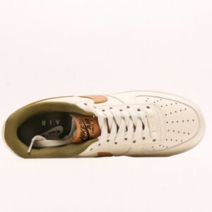 【AT2770】NIKE WMNS AIR FORCE 1'07 LX エアフォース1ローカット多用途スニーカー