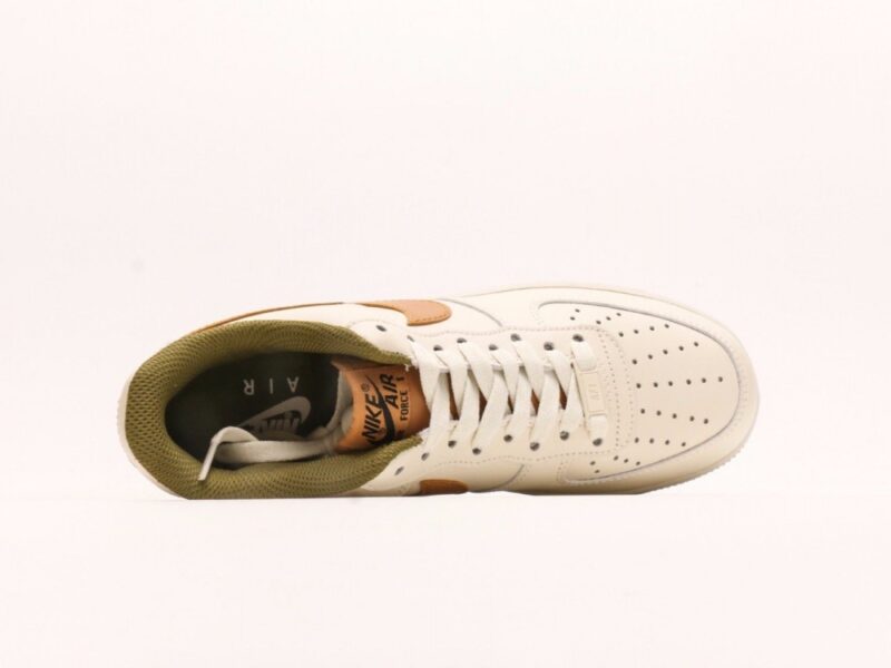 【AT2770】NIKE WMNS AIR FORCE 1'07 LX エアフォース1ローカット多用途スニーカー
