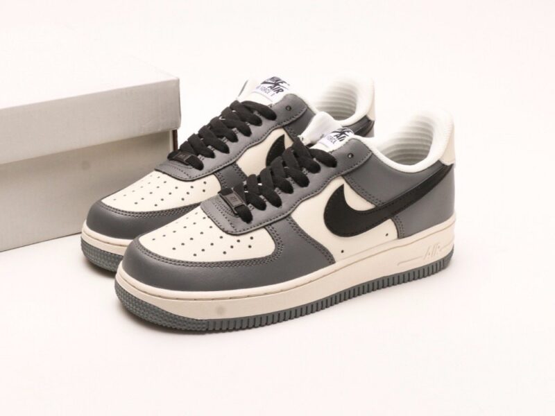 【AT2771】NIKE WMNS AIR FORCE 1'07 LX エアフォース1ローカットオールマッチカジュアルスポーツシューズ