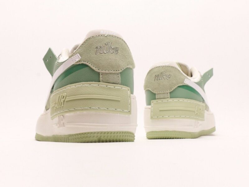 【AT2775】NIKE WMNS Air Force 1 Shadowの新しいガールズ系デコンストラクションデザイン マカロンエアフォース1号軽量ハイトップカジュアルスニーカー