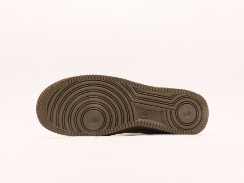 【AT2781】Nike AIR FORCE 1‘07 エアフォース1‘07 ローカットベーシックスポーツシューズ