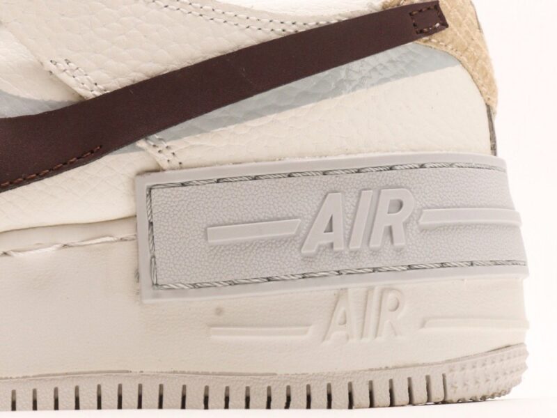 【AT2787】NIKE WMNS Air Force 1 Shadowの新しいガーリーな解体主義デザイン。パステルカラーのエアフォース1で軽量でハイトップ、ローカット、マッチングスニーカー。
