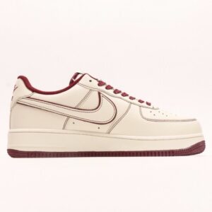 【AT2792】Stussy x Nike ステューシー×ナイキ Nike Air Force 1 Low。靴は、細かいレザーで作られており、メッシュの舌と裏地が一定の通気性を提供します。