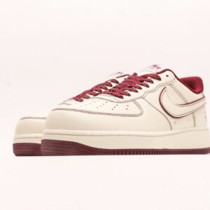 【AT2792】Stussy x Nike ステューシー×ナイキ Nike Air Force 1 Low。靴は、細かいレザーで作られており、メッシュの舌と裏地が一定の通気性を提供します。