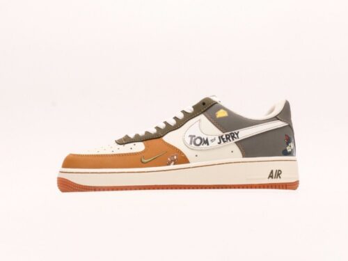 【AT2793】Nike Air Force 1´07 Low Tom and Jerry エアフォース1のローカットモデル、柔軟で弾力性に富んだクッショニング性能と優れたミッドソールデザイン。