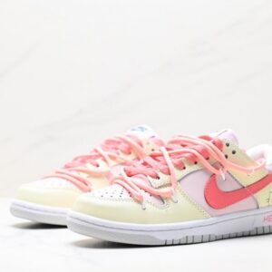 【AT2928】Nike SB Dunk Low ”Green / Beige” hello kitty ハローキティデストラクチブウィンドウ 短足のリラックスしたスポーツスケートボードシューズ サンリオ　かわいい　アニメ