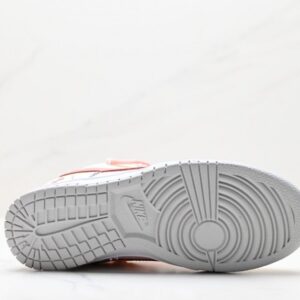 【AT2928】Nike SB Dunk Low ”Green / Beige” hello kitty ハローキティデストラクチブウィンドウ 短足のリラックスしたスポーツスケートボードシューズ サンリオ　かわいい　アニメ