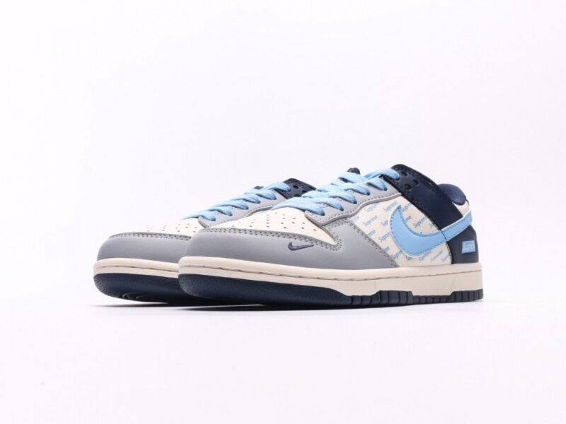【AT2938】Nike SB Dunk Low Supremeコラボ - 英語のグレーブルー　アニバーサリーハイエンドカスタム　ローライズカジュアルスニーカー