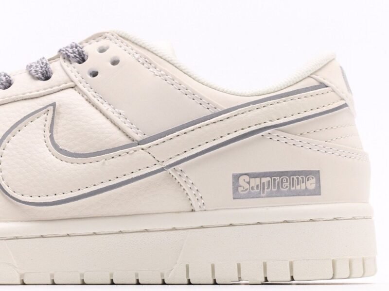【AT2940】Nike SB Dunk Low x Supremeのコラボレーション - ホワイトグレーのスウッシュアニバーサリーハイエンドカスタムローカットカジュアルスニーカー