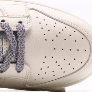 【AT2940】Nike SB Dunk Low x Supremeのコラボレーション - ホワイトグレーのスウッシュアニバーサリーハイエンドカスタムローカットカジュアルスニーカー