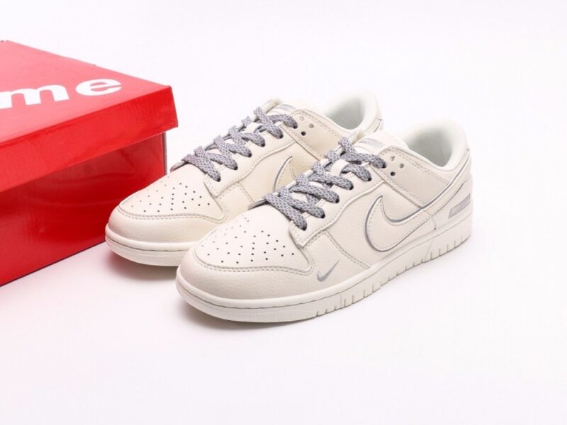 【AT2940】Nike SB Dunk Low x Supremeのコラボレーション - ホワイトグレーのスウッシュアニバーサリーハイエンドカスタムローカットカジュアルスニーカー
