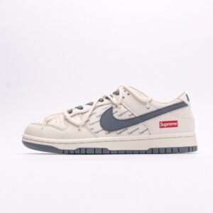 【AT2941】Nike Dunk Low x Supreme これは、伝統的な産業流れ作業のデザイン制限を打破し