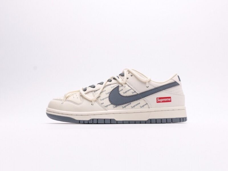 【AT2941】Nike Dunk Low x Supreme これは、伝統的な産業流れ作業のデザイン制限を打破し