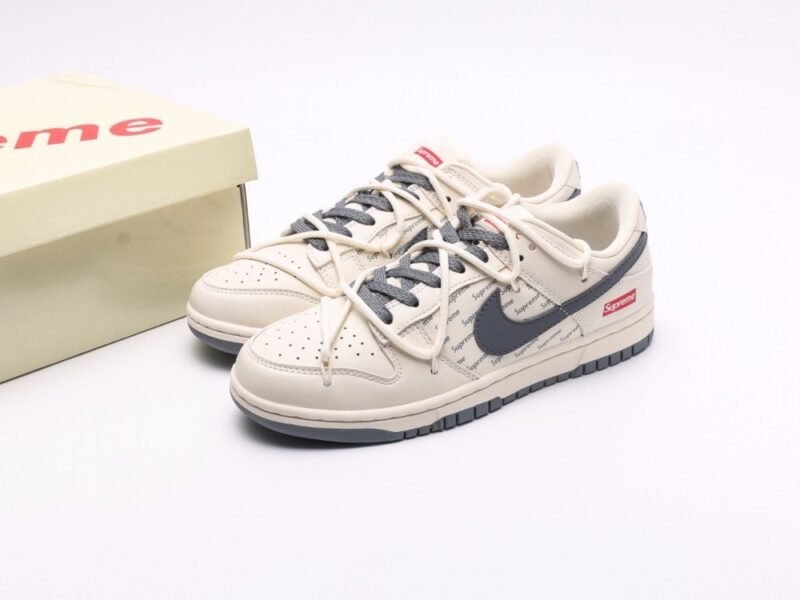 【AT2941】Nike Dunk Low x Supreme これは、伝統的な産業流れ作業のデザイン制限を打破し