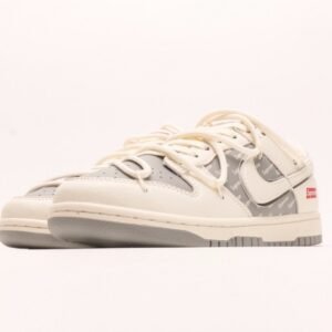 【AT2943】Nike SB Dunk Low x Supremeとのコラボレーション-白銀キツネ刻印アニバーサリーハイエンドカスタマイズローカットカジュアルスニーカー