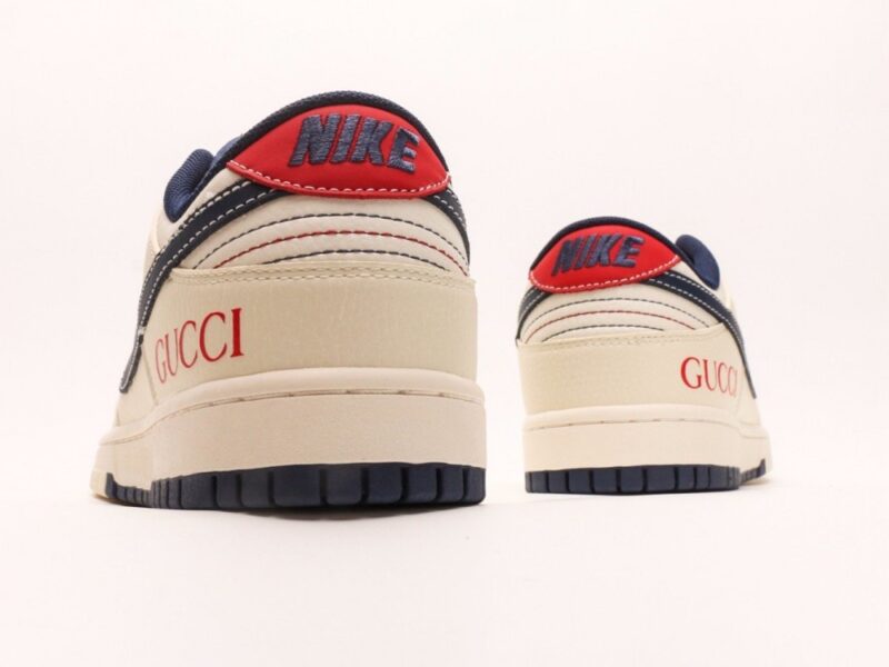 【AT2944】Gucci x Nike Dunk Low スポーツスケートシューズ、このモデルは伝統的な産業流れ作業デザインの制限を破ります。