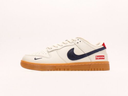 【AT2945】Supreme x Nike Dunk Lowスケートシューズ、このスニーカーは伝統的な産業デザインの制約を打破することを提唱しています。