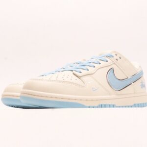 【AT2947】Stussy x Nike Dunk Lowの迷彩キャンバスは、伝統的な産業流れラインの制限を打破しようとする。