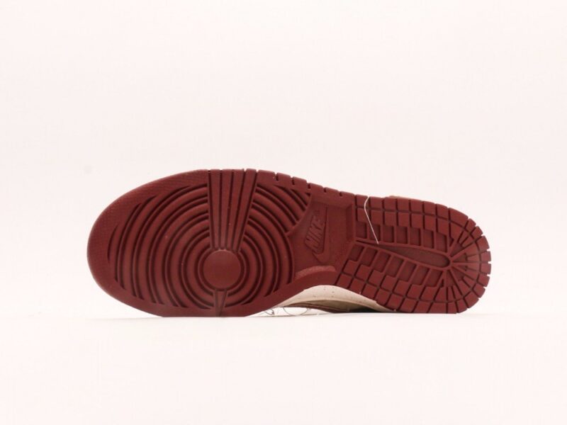 【AT2948】Nike Dunk Low ミリタリーグリーンキャンバスは、伝统的な工業流水ラインのデザイン制限を打破することを主張しています。