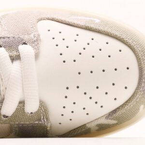 【AT2951】Bape x Nike Dunk Low ホワイト＆ブルー スウッシュ このデザインは伝統的な産業デザインの制約を破ることを主張しています。