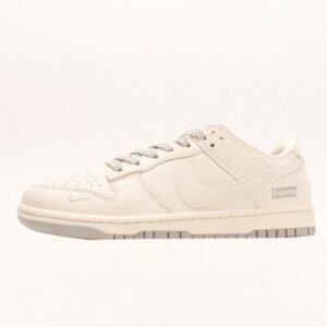 【AT2958】Nike SB Dunk Low Supremeコラボ - クラシックなグレー アニバーサリー高級カスタム ローカットカジュアルスニーカー
