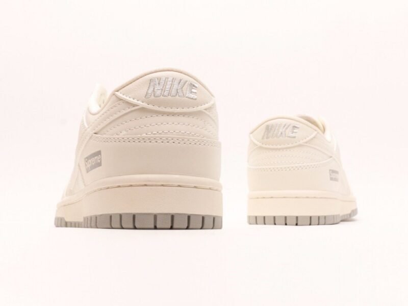 【AT2958】Nike SB Dunk Low Supremeコラボ - クラシックなグレー アニバーサリー高級カスタム ローカットカジュアルスニーカー