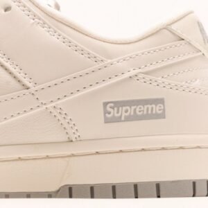 【AT2958】Nike SB Dunk Low Supremeコラボ - クラシックなグレー アニバーサリー高級カスタム ローカットカジュアルスニーカー
